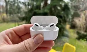 Jak odebrać rozmowę na AirPods - proste sposoby i porady