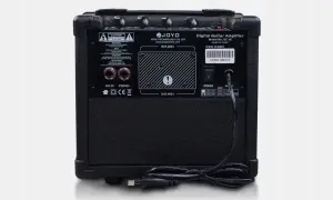 Cyfrowy wzmacniacz gitarowy z efektami JOYO DC-15, gotowy do podłączenia gitary i tworzenia muzyki.