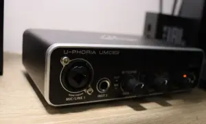 Jak podłączyć gitarę elektryczną do komputera i uniknąć problemów z dźwiękiem
