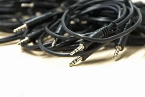 Jaki kabel do gitary elektrycznej - uniknij najczęstszych błędów