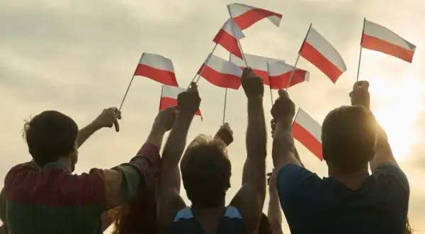 Tekst piosenki Co to jest niepodległość – poznaj słowa i ich znaczenie