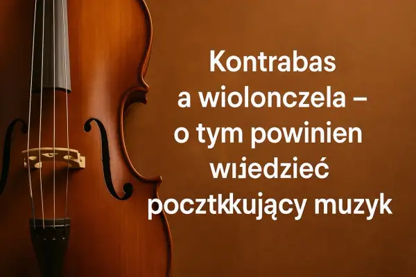 Zbliżenie na drewniany kontrabas z białym tekstem na brązowym tle.