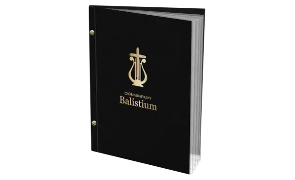 Elegancka, czarna teczka na nuty z chóru parafialnego Balistium. Złote logo z lirą i krzyżem.